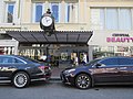 osmwiki:File:Canal Street in passing - New Orleans Central Business District 25 October 2021 - 14.jpg
