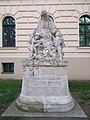 osmwiki:File:Diószegi–Fazekas Denkmal, Perényi Straße, 2022 Debrecen.jpg