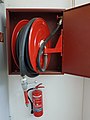 osmwiki:File:Dornbirn-Montfortstraße-Fire extinguisher (Wandhydrant)-03ASD.jpg