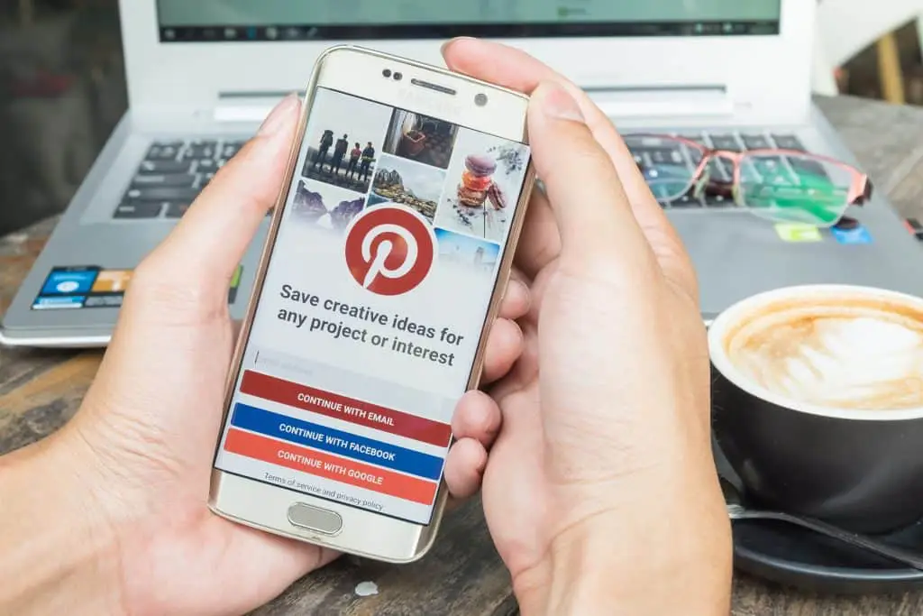 working on Pinterest on your smartphone